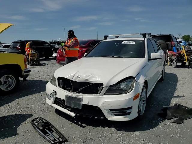 2014 Mercedes-Benz C 300 4Matic - zdjęcie 13