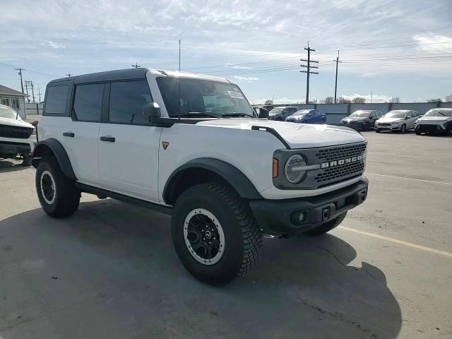 2023 Ford Bronco Base - zdjęcie 14