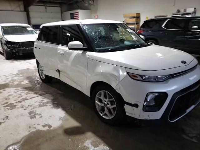 2021 Kia Soul S - zdjęcie 13