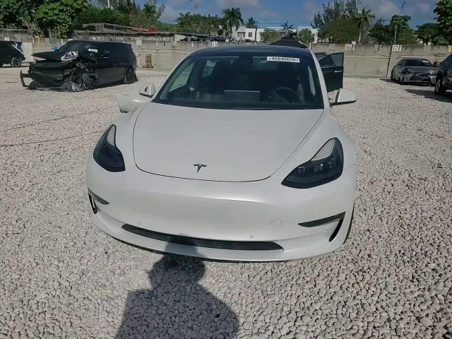 2022 Tesla Model 3 - zdjęcie 14