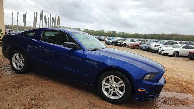 2013 Ford Mustang - zdjęcie 13