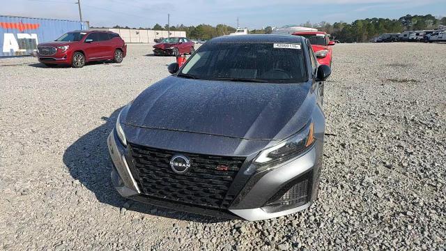 2024 Nissan Altima 2.5 Sr - zdjęcie 13