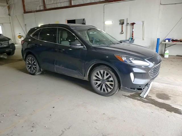 2020 Ford Escape Titanium - zdjęcie 14