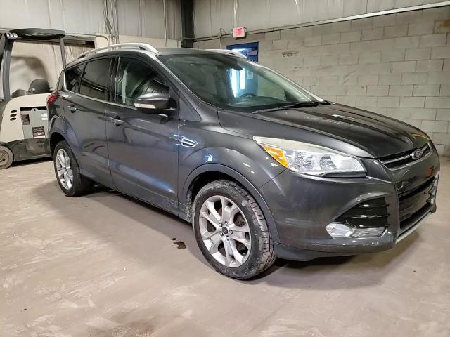 2016 Ford Escape Titanium - zdjęcie 14