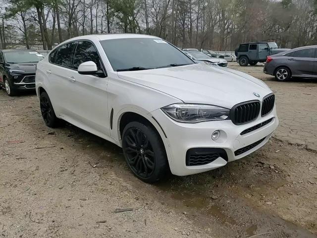 2015 BMW X6 xDrive50I - zdjęcie 13
