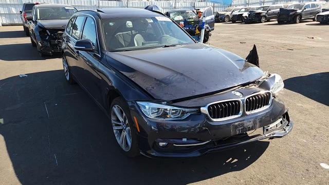 2017 BMW 330 Xi - zdjęcie 13