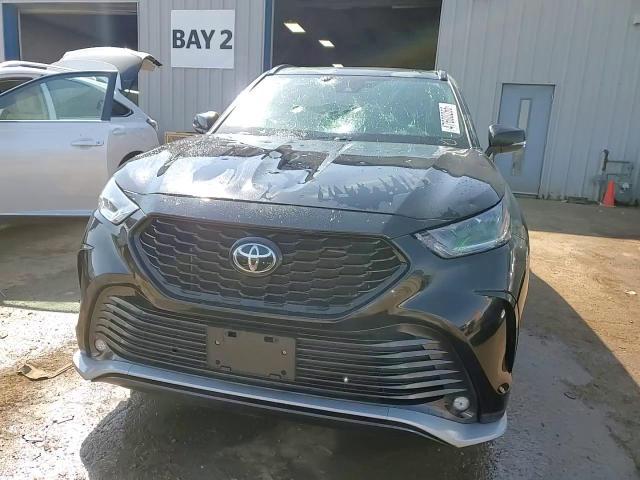 2021 Toyota Highlander Xse - zdjęcie 14