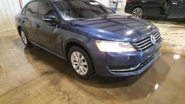 2013 Volkswagen Passat S - zdjęcie 13