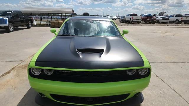 2023 Dodge Challenger R - zdjęcie 14
