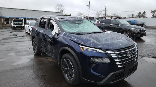 2024 Nissan Rogue Sv - zdjęcie 14