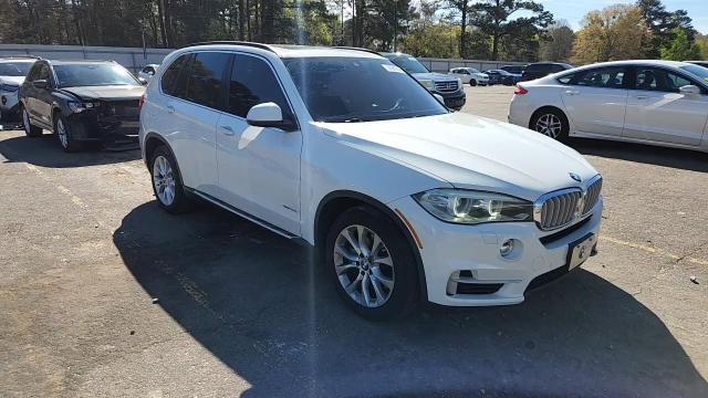 2016 BMW X5 xDrive50I - zdjęcie 14