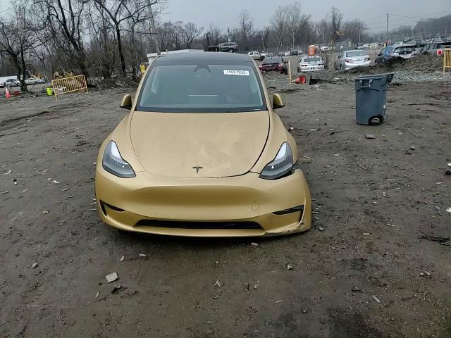 2024 Tesla Model Y - zdjęcie 15