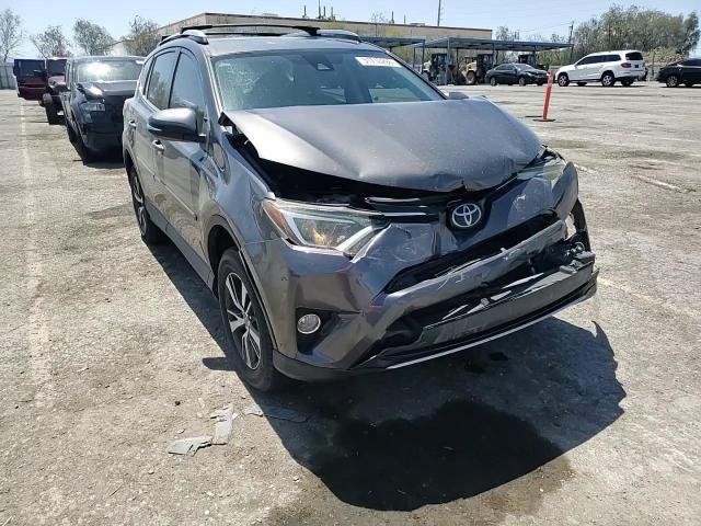 2017 Toyota Rav4 Xle - zdjęcie 14