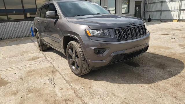 2015 Jeep Grand Cherokee Laredo - zdjęcie 14