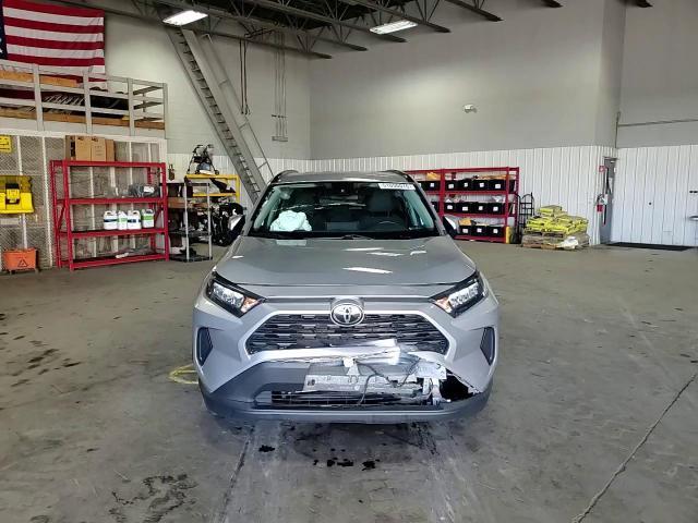 2020 Toyota Rav4 Le - zdjęcie 14