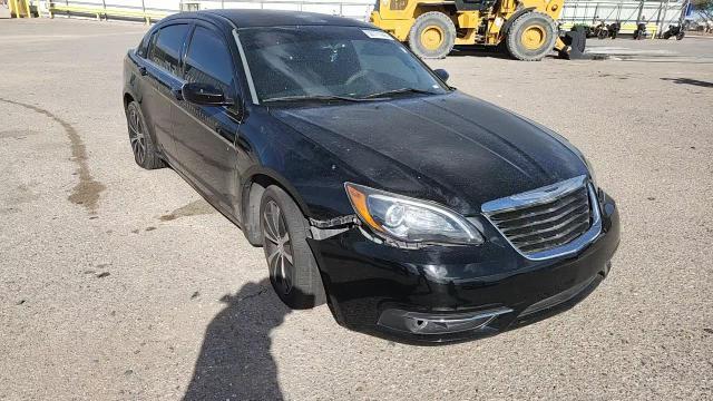 2013 Chrysler 200 Touring - zdjęcie 13
