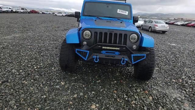2014 Jeep Wrangler Unlimited Sahara - zdjęcie 13