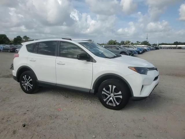 2016 Toyota Rav4 Le - zdjęcie 14