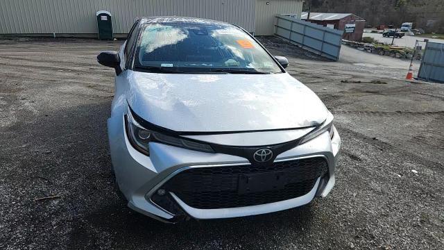 2020 Toyota Corolla Xse - zdjęcie 13