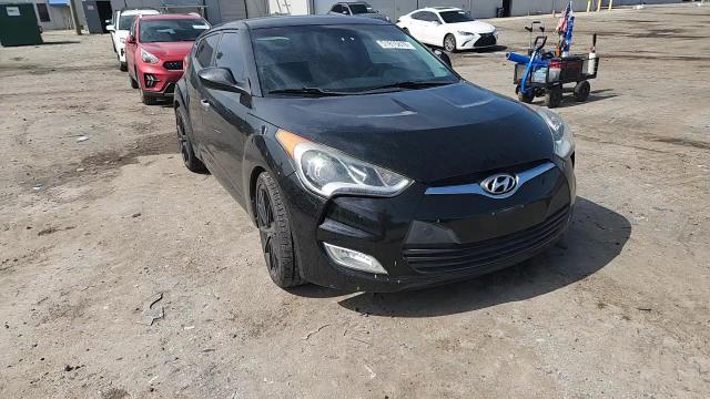 2015 Hyundai Veloster Re:flex - zdjęcie 13