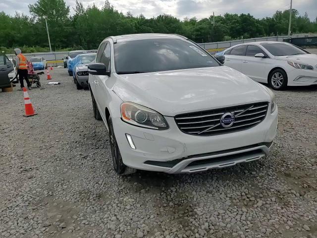 2017 Volvo Xc60 T5 Dynamic - zdjęcie 14