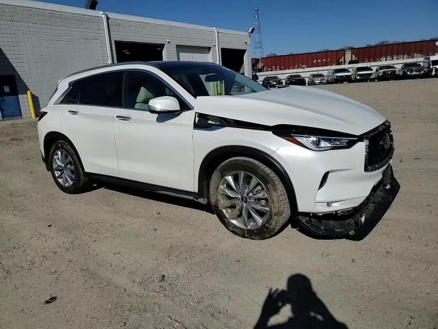 2022 Infiniti Qx50 Essential - zdjęcie 15