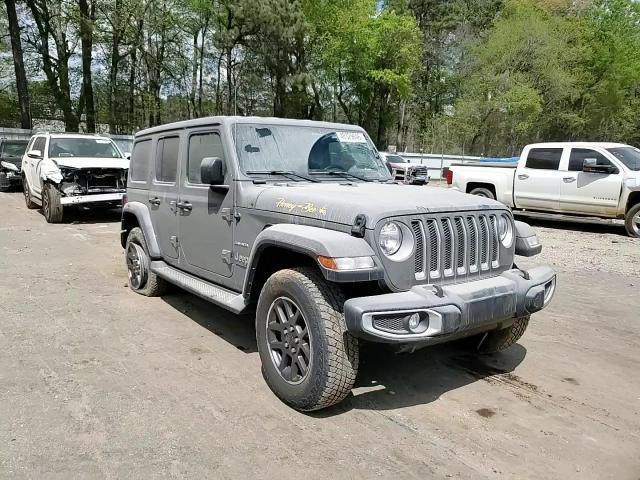 2022 Jeep Wrangler Unlimited Sahara - zdjęcie 13