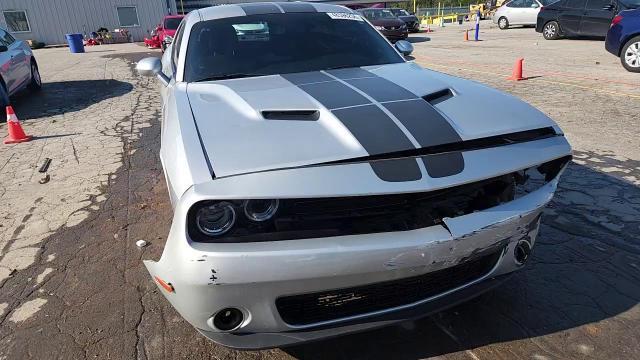 2019 Dodge Challenger Sxt - zdjęcie 14