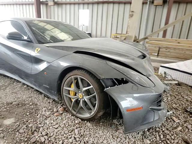 2016 Ferrari F12 Berlinetta - zdjęcie 13