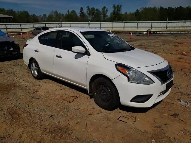 2018 Nissan Versa Sv - zdjęcie 13