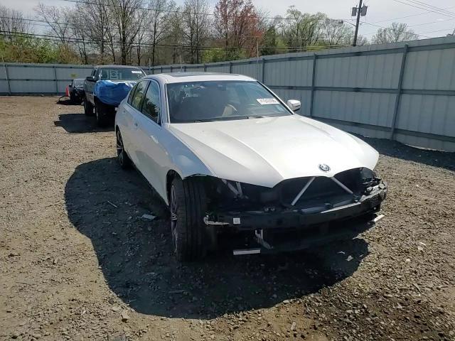 2021 BMW 330Xi - zdjęcie 14