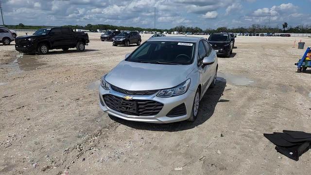 2019 Chevrolet Cruze - zdjęcie 13