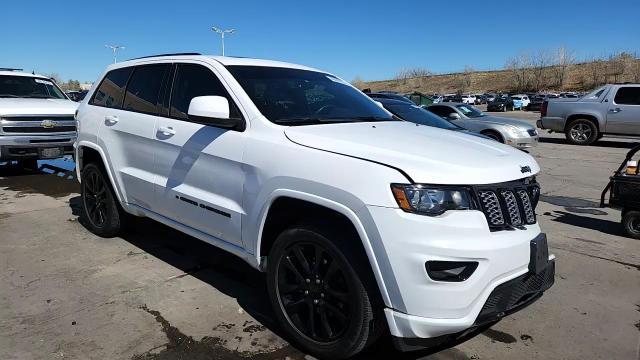 2019 Jeep Grand Cherokee Laredo - zdjęcie 15