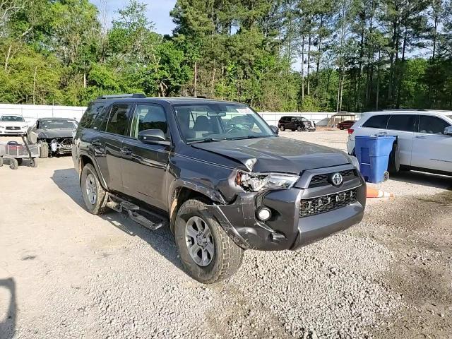 2019 Toyota 4Runner Sr5 - zdjęcie 13