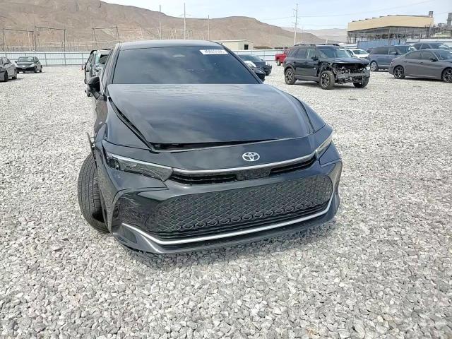 2023 Toyota Crown Xle - zdjęcie 13