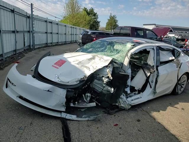 2021 Tesla Model 3 - zdjęcie 13