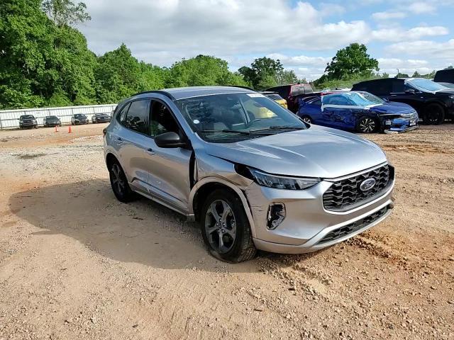 2023 Ford Escape St Line - zdjęcie 14
