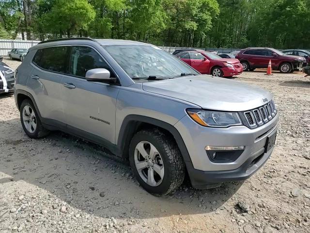 2017 Jeep Compass Latitude - zdjęcie 14