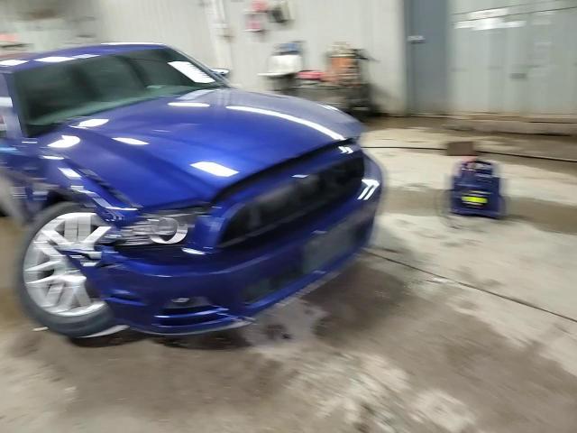 2014 Ford Mustang - zdjęcie 13