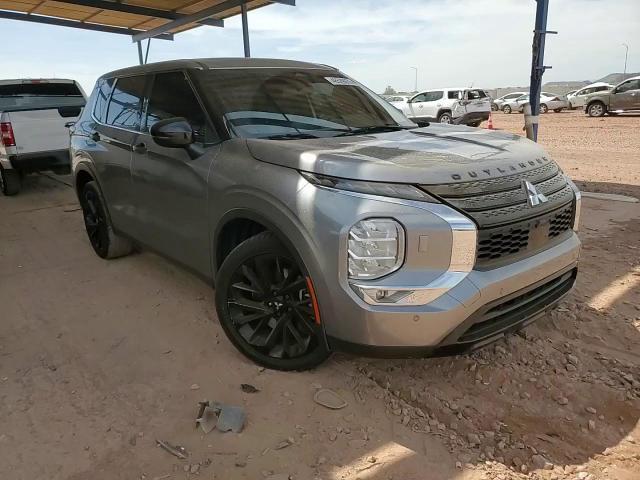 2022 Mitsubishi Outlander Se - zdjęcie 13
