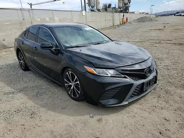 2019 Toyota Camry Se - zdjęcie 13