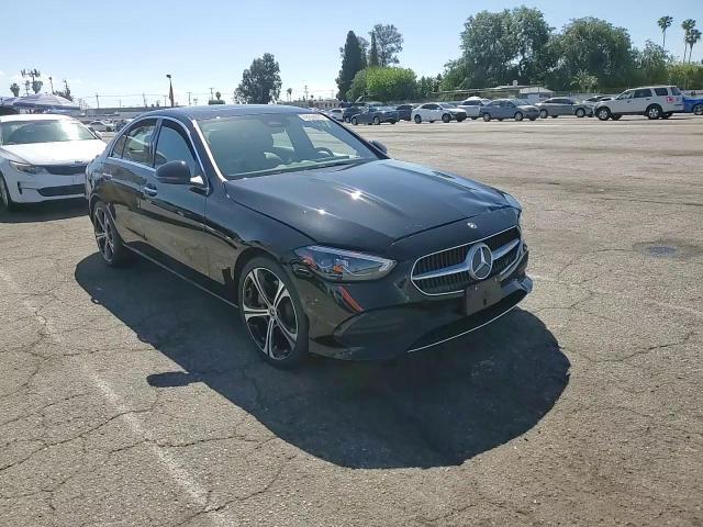 2025 Mercedes-Benz C 300 - zdjęcie 13