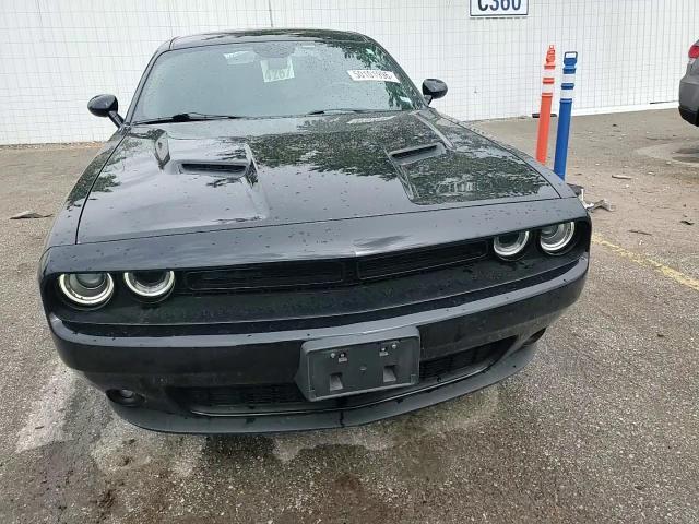 2021 Dodge Challenger Sxt - zdjęcie 13