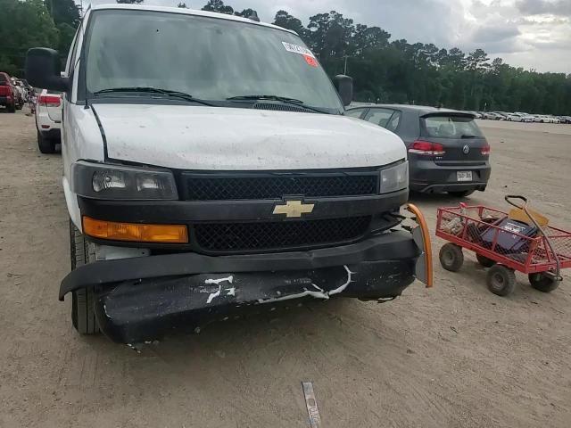 2022 Chevrolet Express G2500 - zdjęcie 14