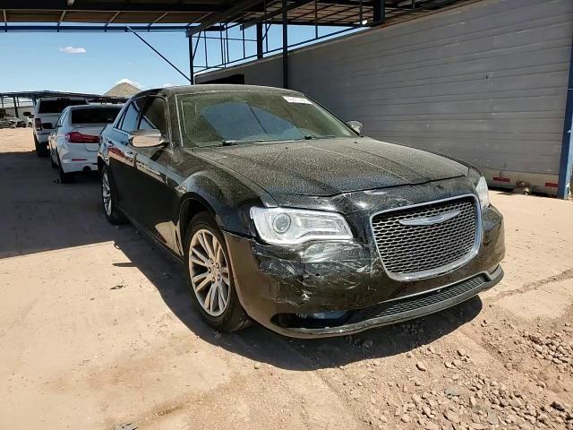 2016 Chrysler 300C - zdjęcie 13