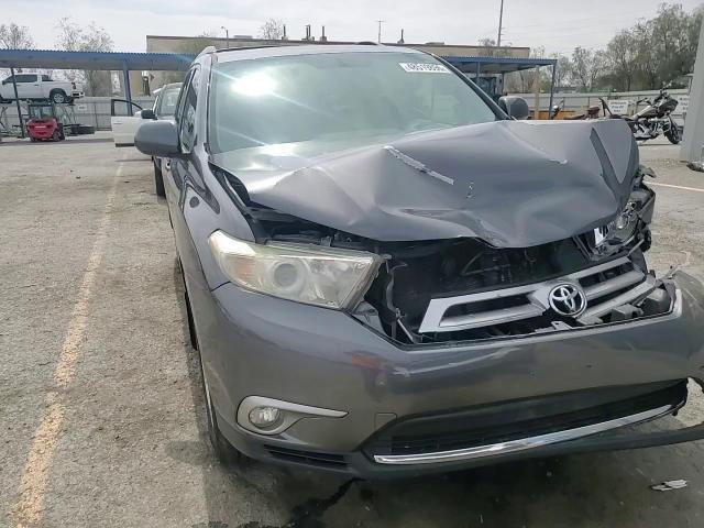 2013 Toyota Highlander Se - zdjęcie 14