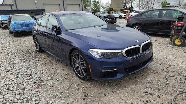 2018 BMW 530 Xi - zdjęcie 13