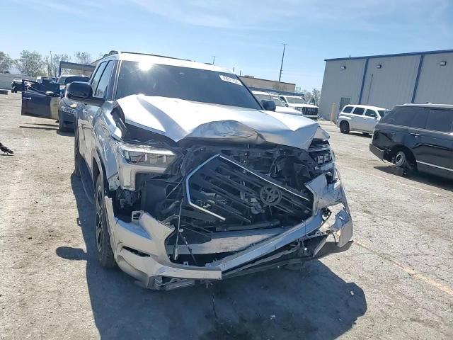 2025 Toyota Sequoia Limited - zdjęcie 15