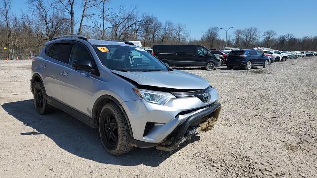 2017 Toyota Rav4 Le - zdjęcie 14