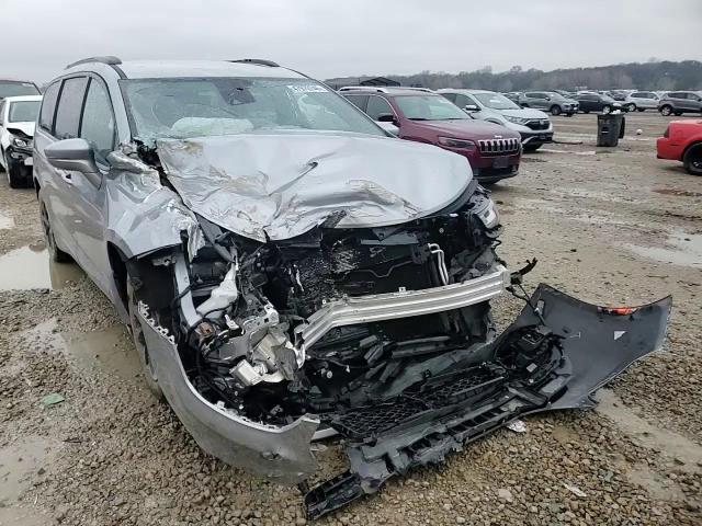 2021 Chrysler Pacifica Touring - zdjęcie 15
